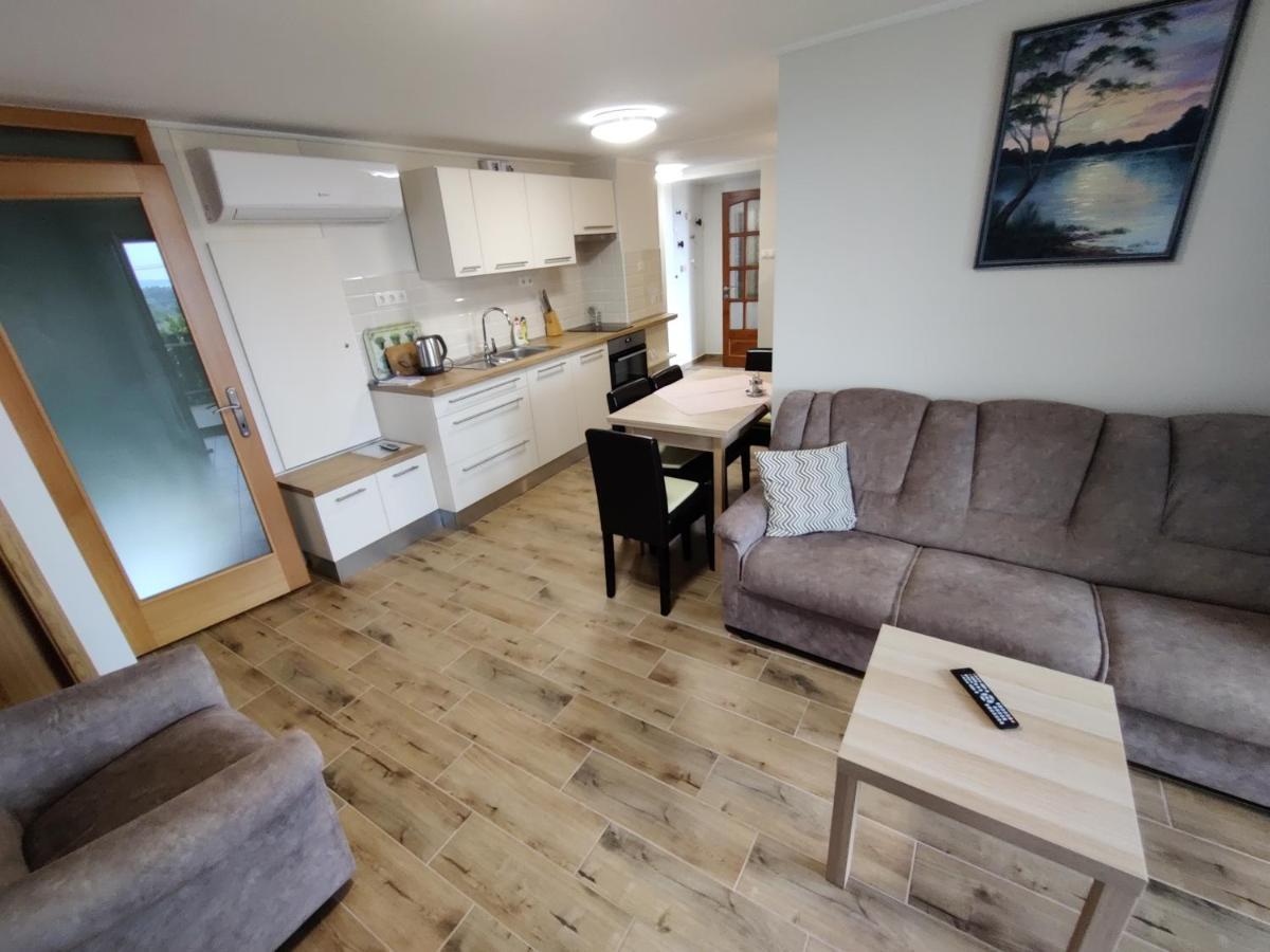 Bertalan Apartman Vonyarcvashegy Buitenkant foto