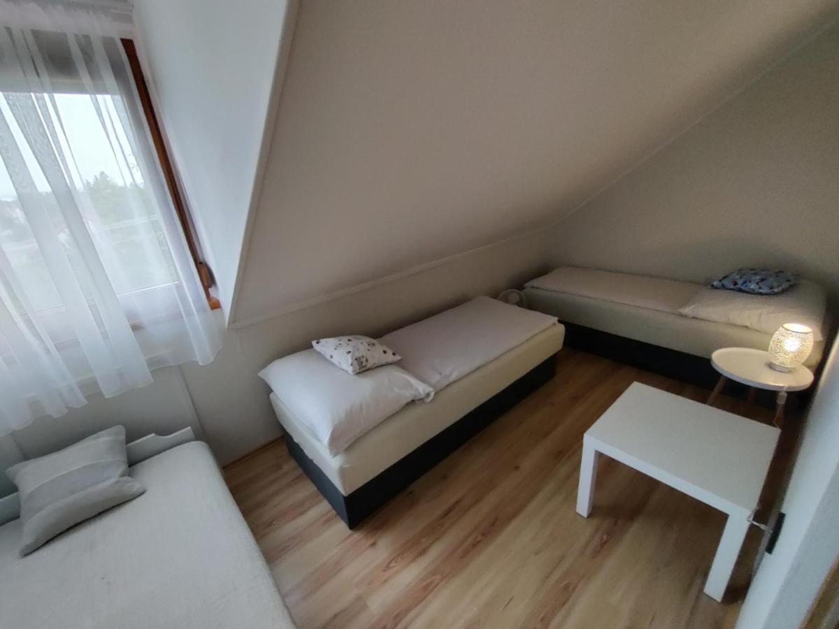 Bertalan Apartman Vonyarcvashegy Buitenkant foto