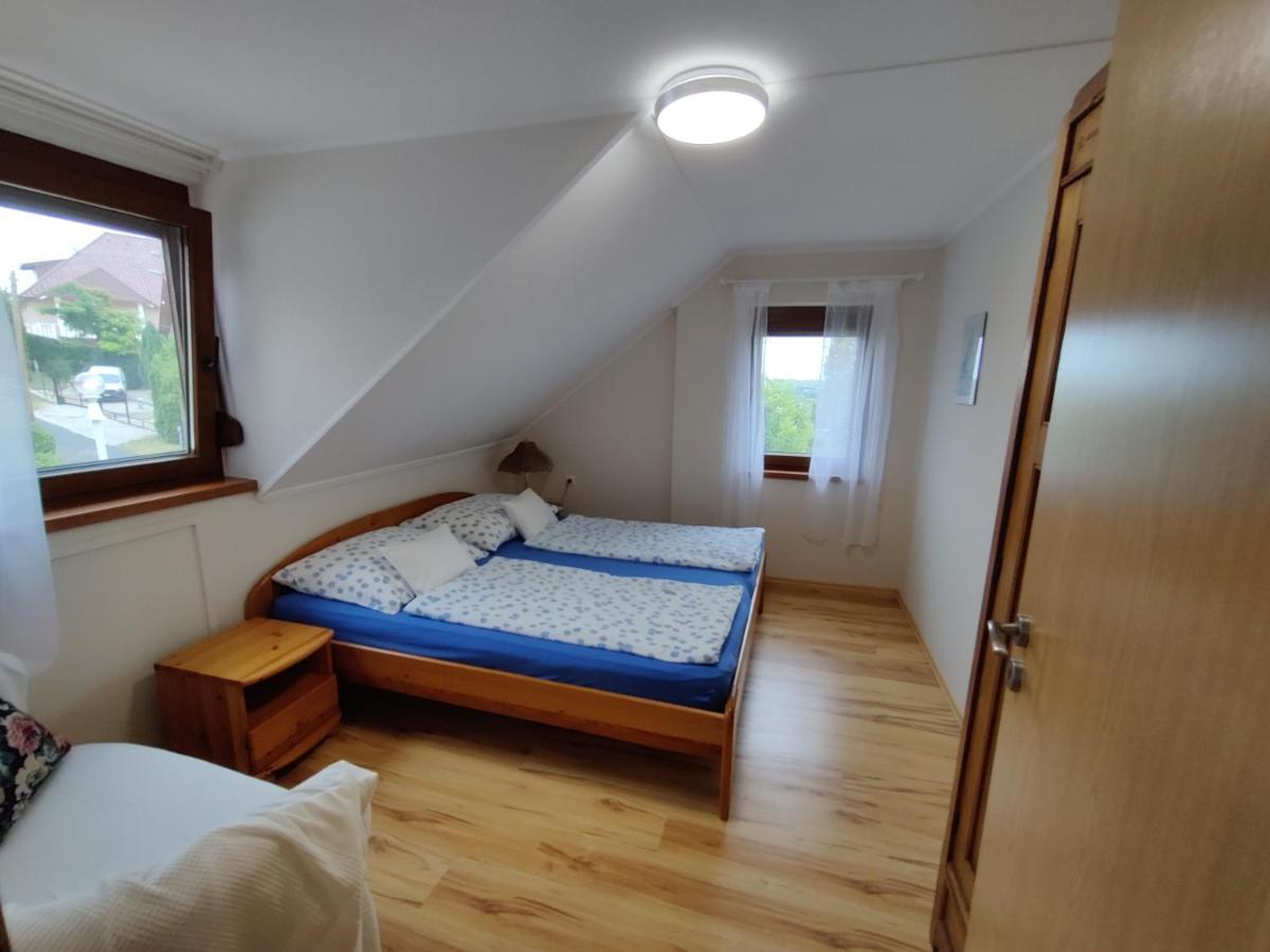 Bertalan Apartman Vonyarcvashegy Buitenkant foto