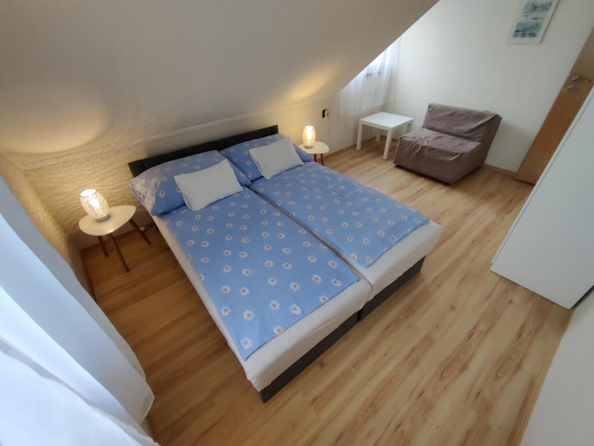 Bertalan Apartman Vonyarcvashegy Buitenkant foto