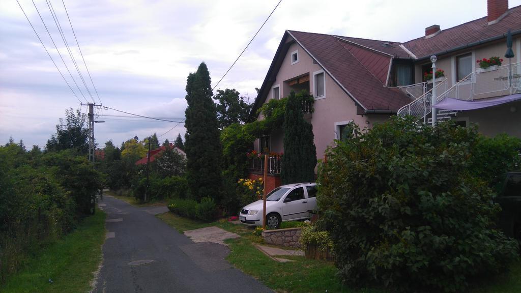 Bertalan Apartman Vonyarcvashegy Buitenkant foto